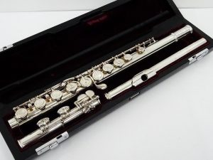 1.19♪YAMAHA YFL-614 フルート Eメカ カバードキィ ヤマハ YFL614 010892001